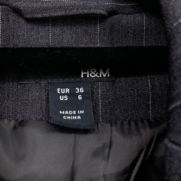 H&M Pant Suit Womens Sz 6 Single Button Blazer Straight Leg Pant Gray Pinstripe - Picture 6 of 13